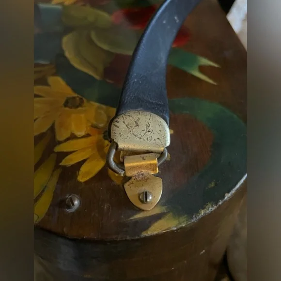 Vintage Wooden Bag with Floral Art - Hinged Case with Shoulder Strap - Picture 6 of 8